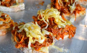pulled pork on bruschetta
