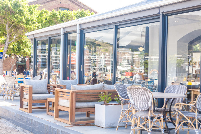 Ginja Waterfront