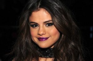selena gomez pantone