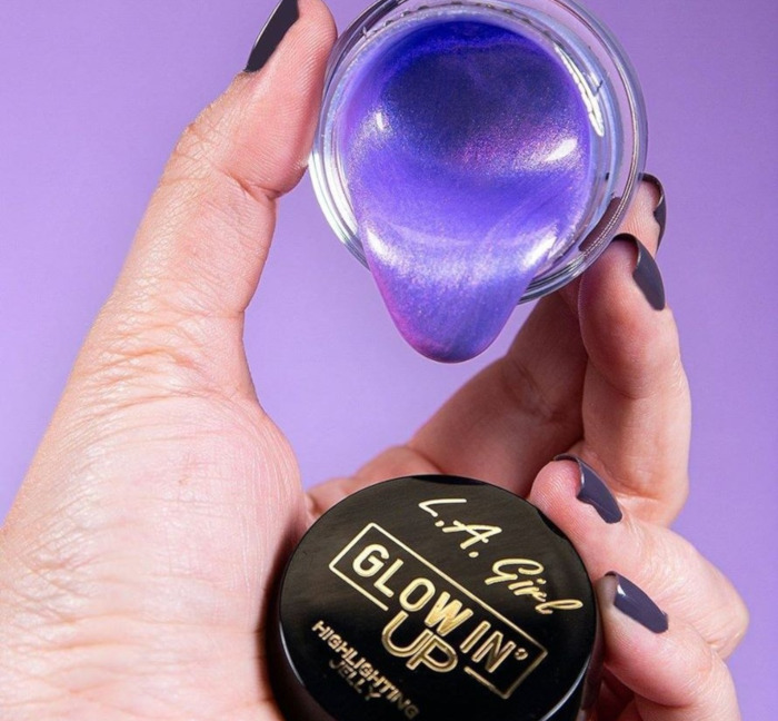 L.A Girl Glowin' Up Highlighting Jelly